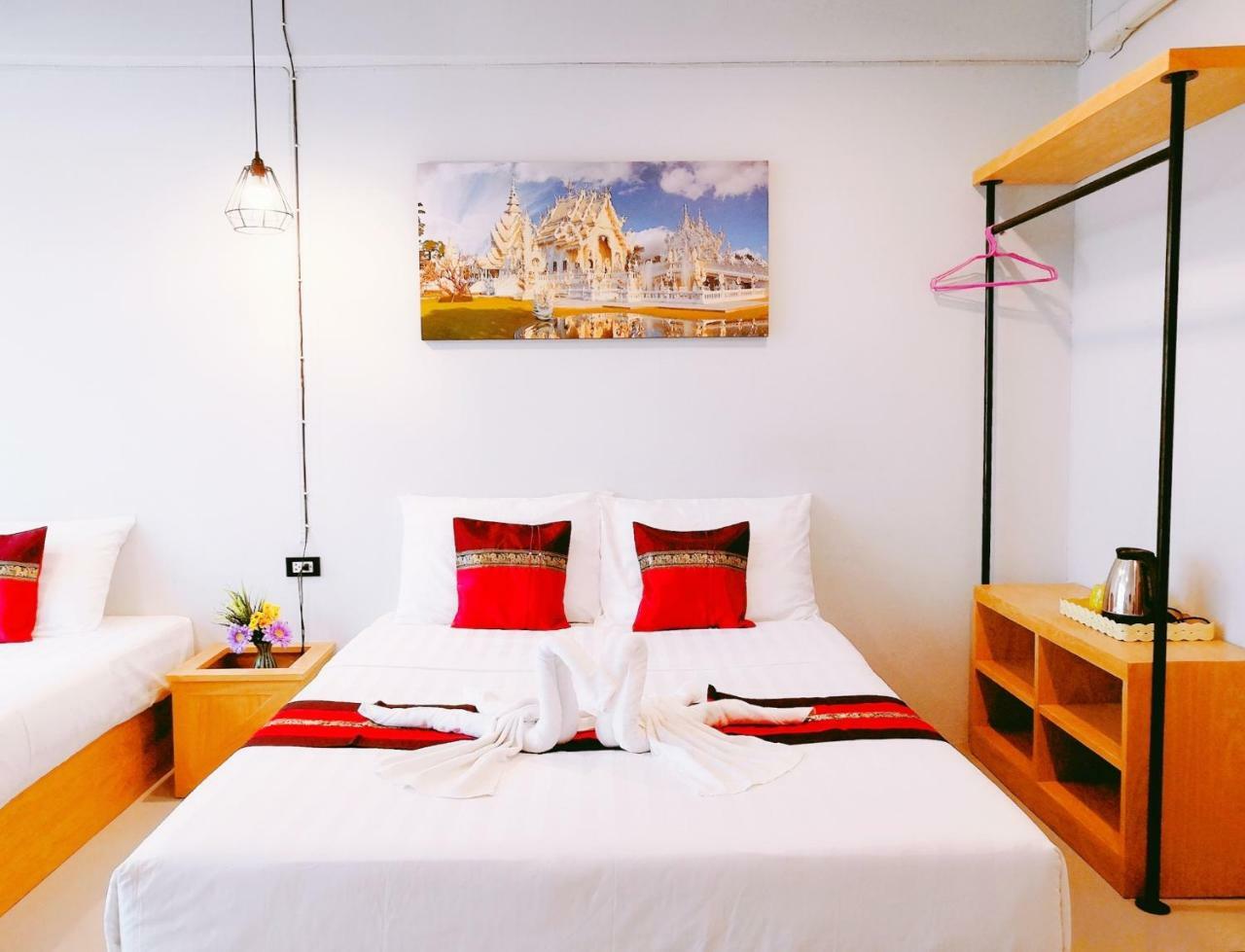 Little Lanna Guesthouse Chiang Mai Exteriör bild