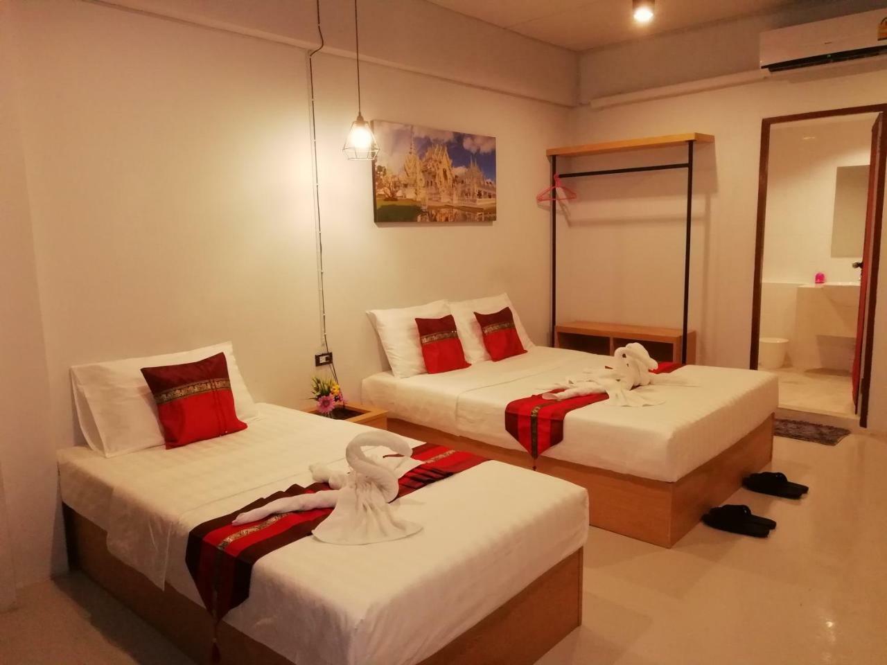 Little Lanna Guesthouse Chiang Mai Exteriör bild